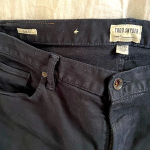 STRAIGHT FIT 5-POCKET CHINO IN BLACK

TODD SNYDER
